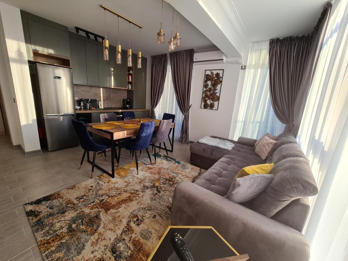 Ema Luxury Apartment Năvodari Buitenkant foto