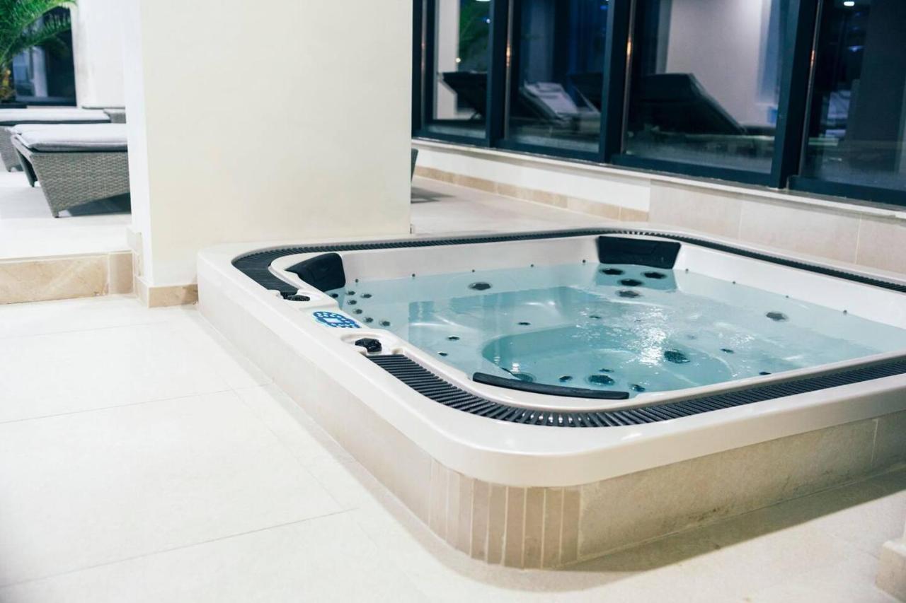 Ema Luxury Apartment Năvodari Buitenkant foto
